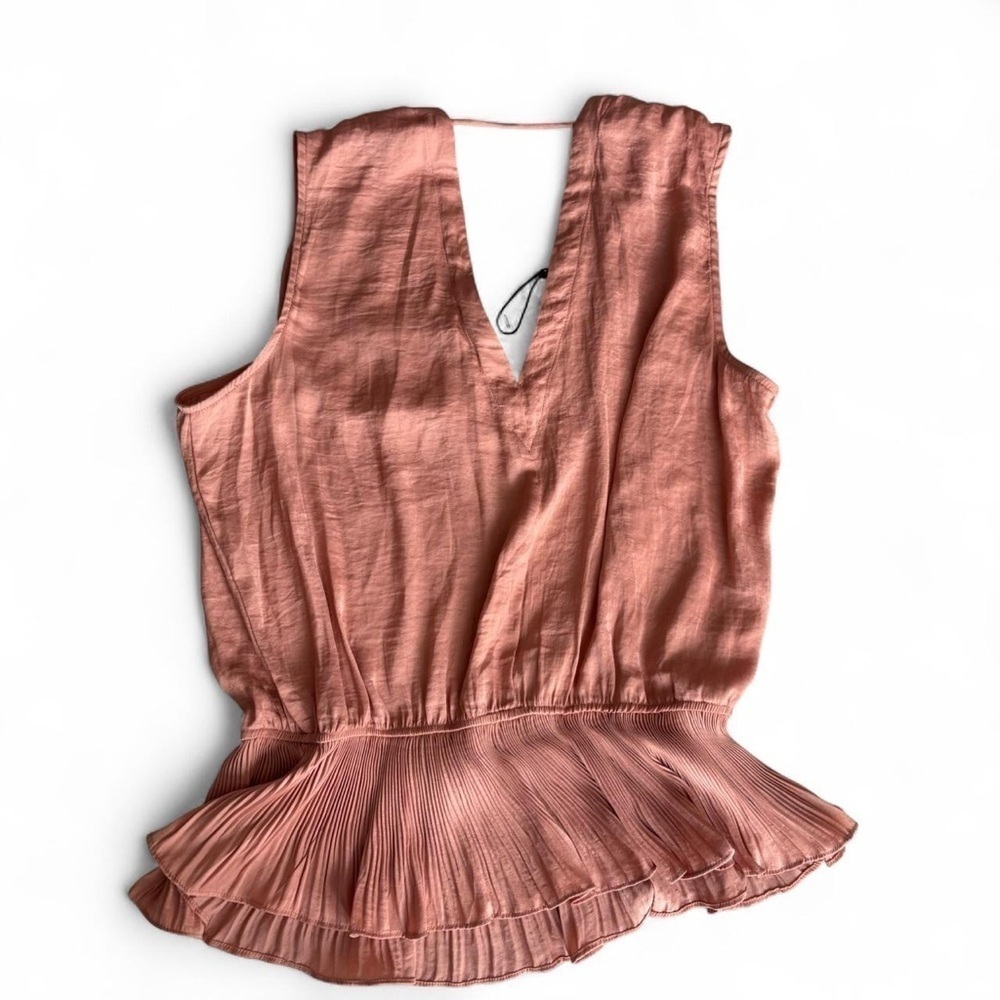 Elegant pink Sleeveless Top - Picture 3 of 3